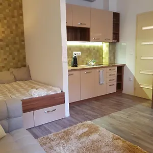 ellenőrizze a rendelkezésre állást